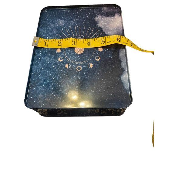 GLOSSYBOX Womens Blue Limited Edition Moonlight Glow Keepsake Makeup Tin - Picture 5 of 12